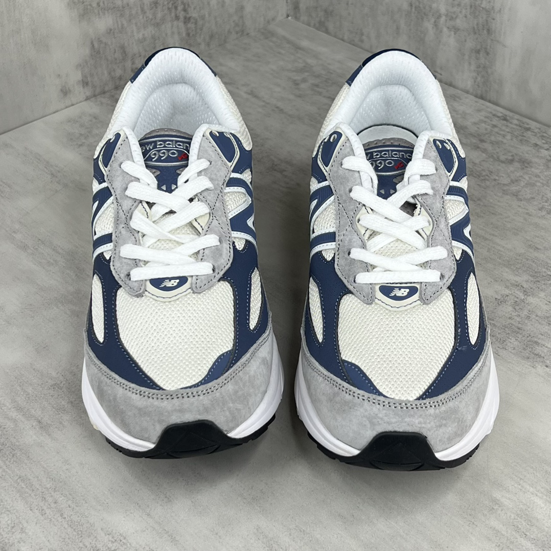 New Balance Sneakers-256