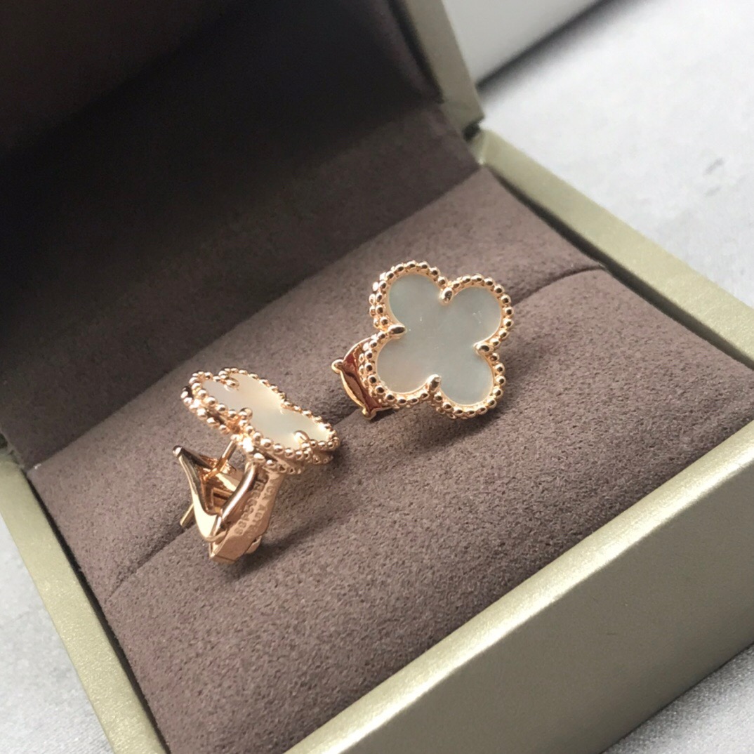 Van Cleef & Arpels earring-19