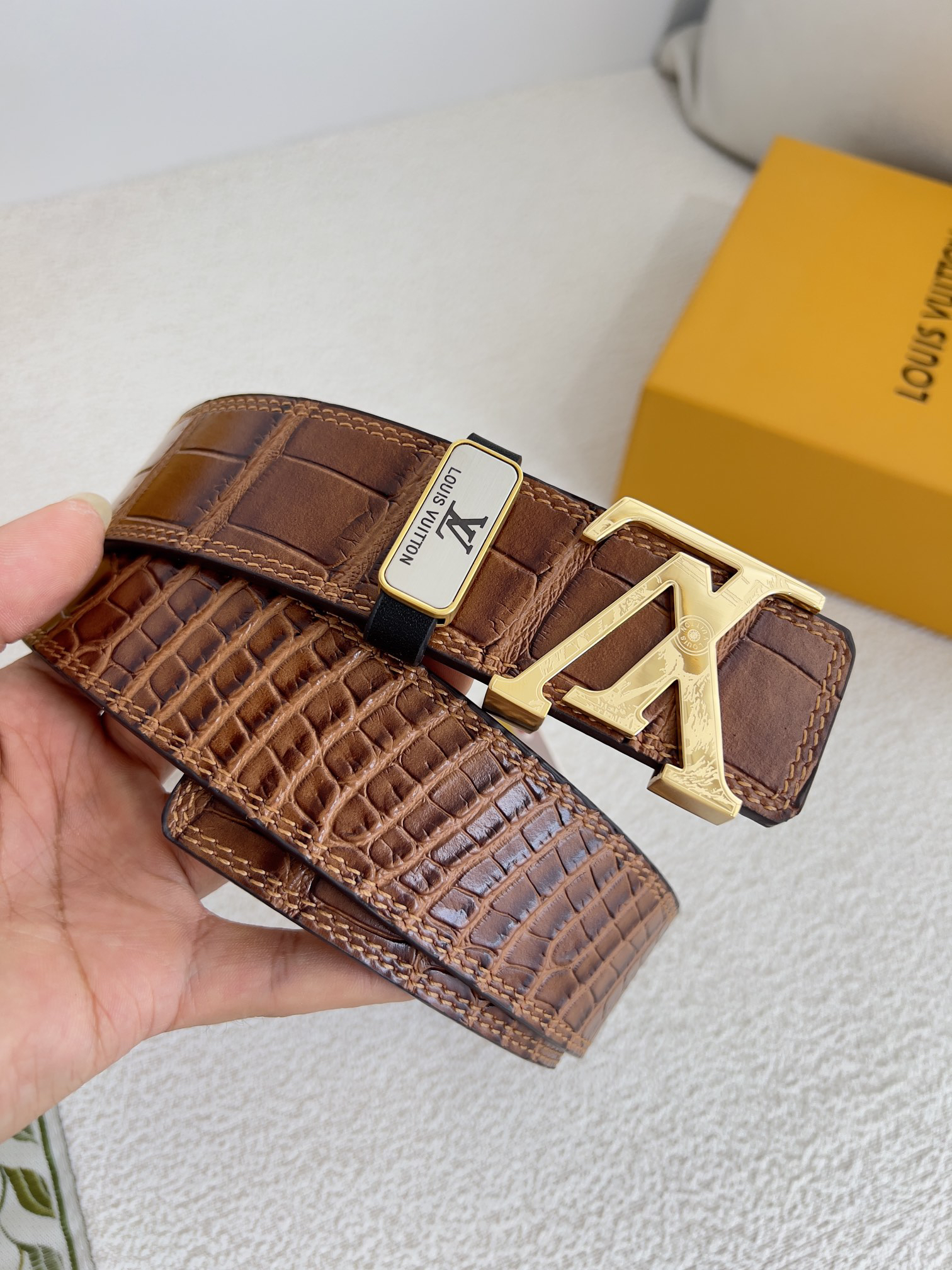 Lv belt-52