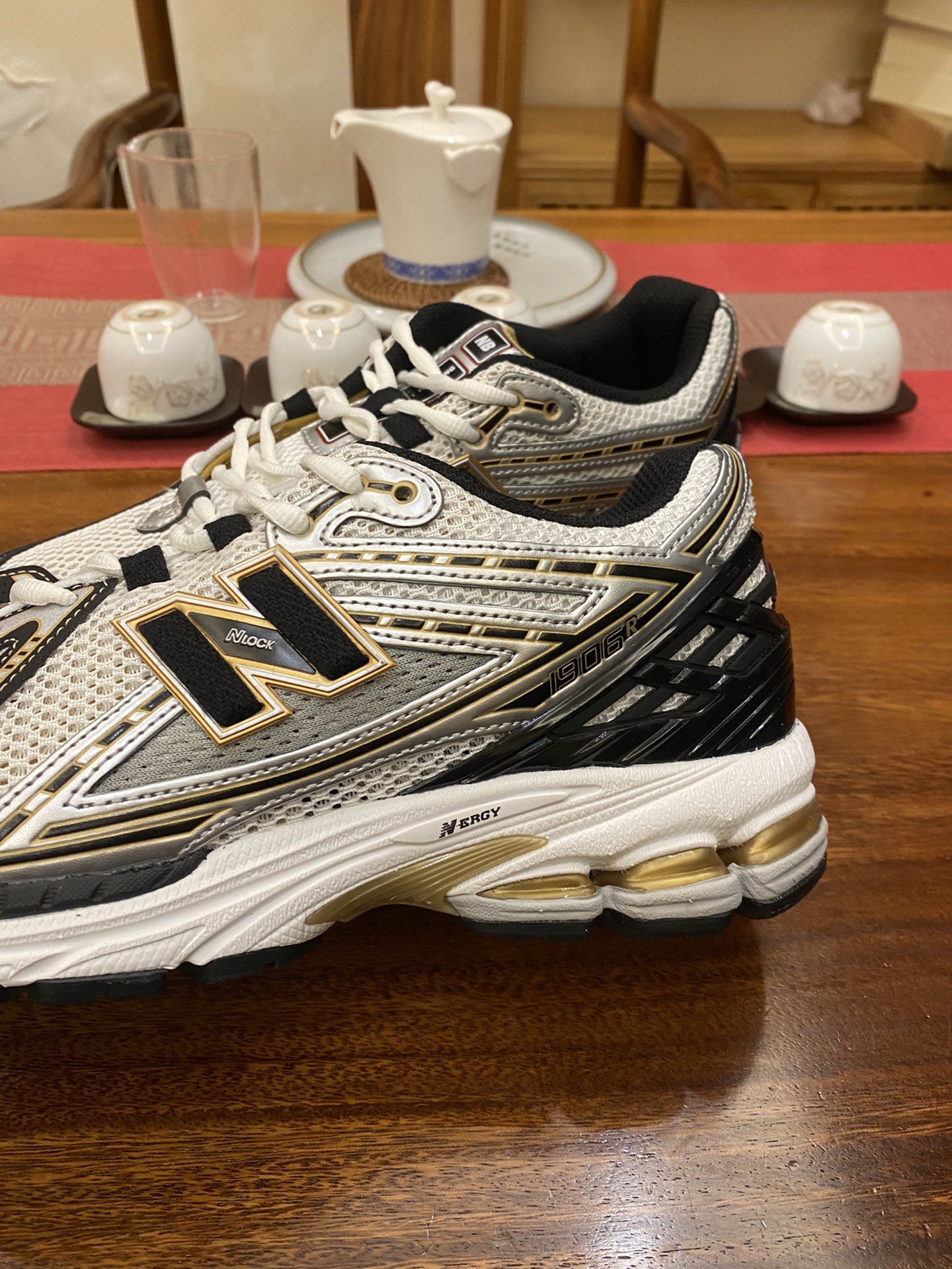 New Balance Sneakers-232