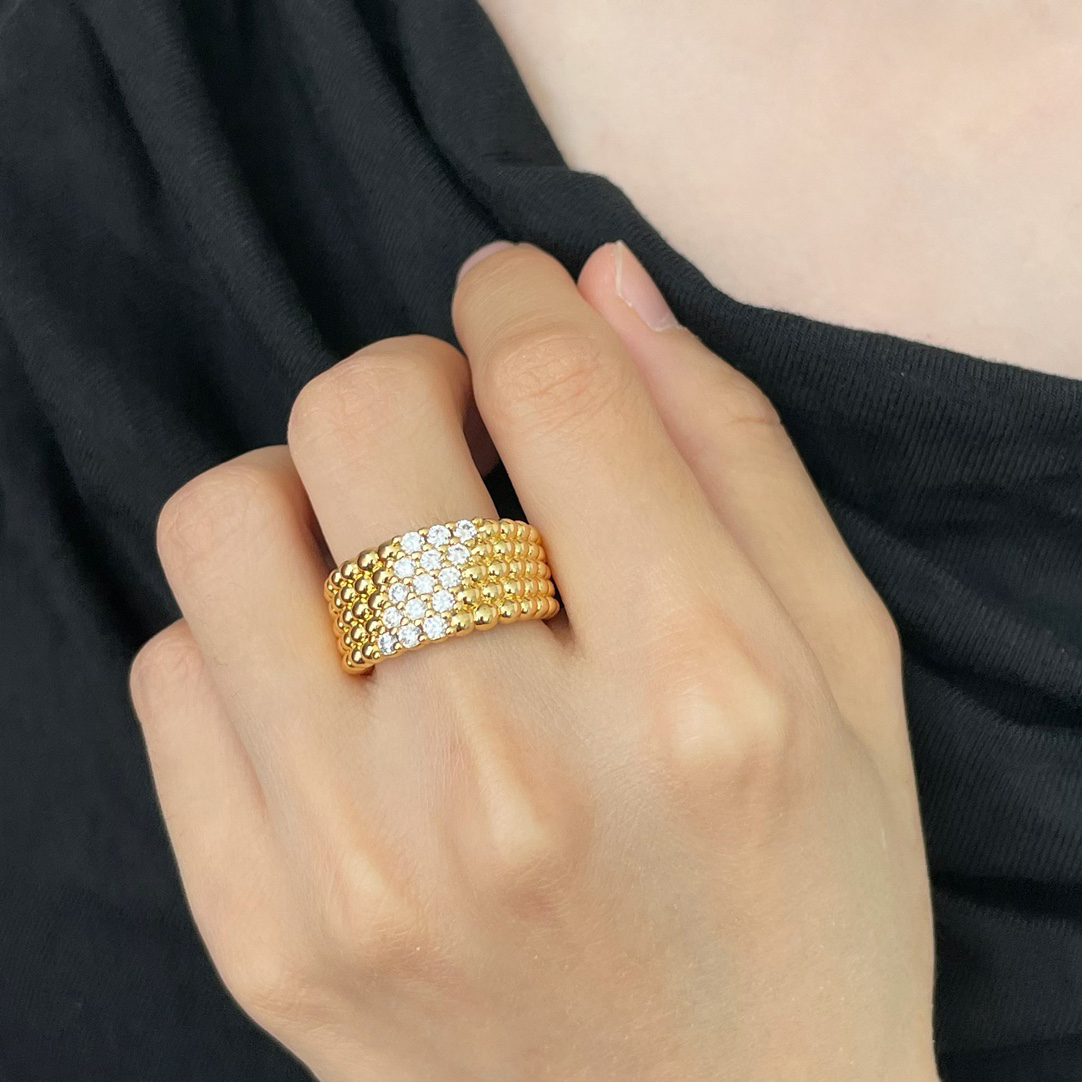 Van Cleef & Arpels ring-37