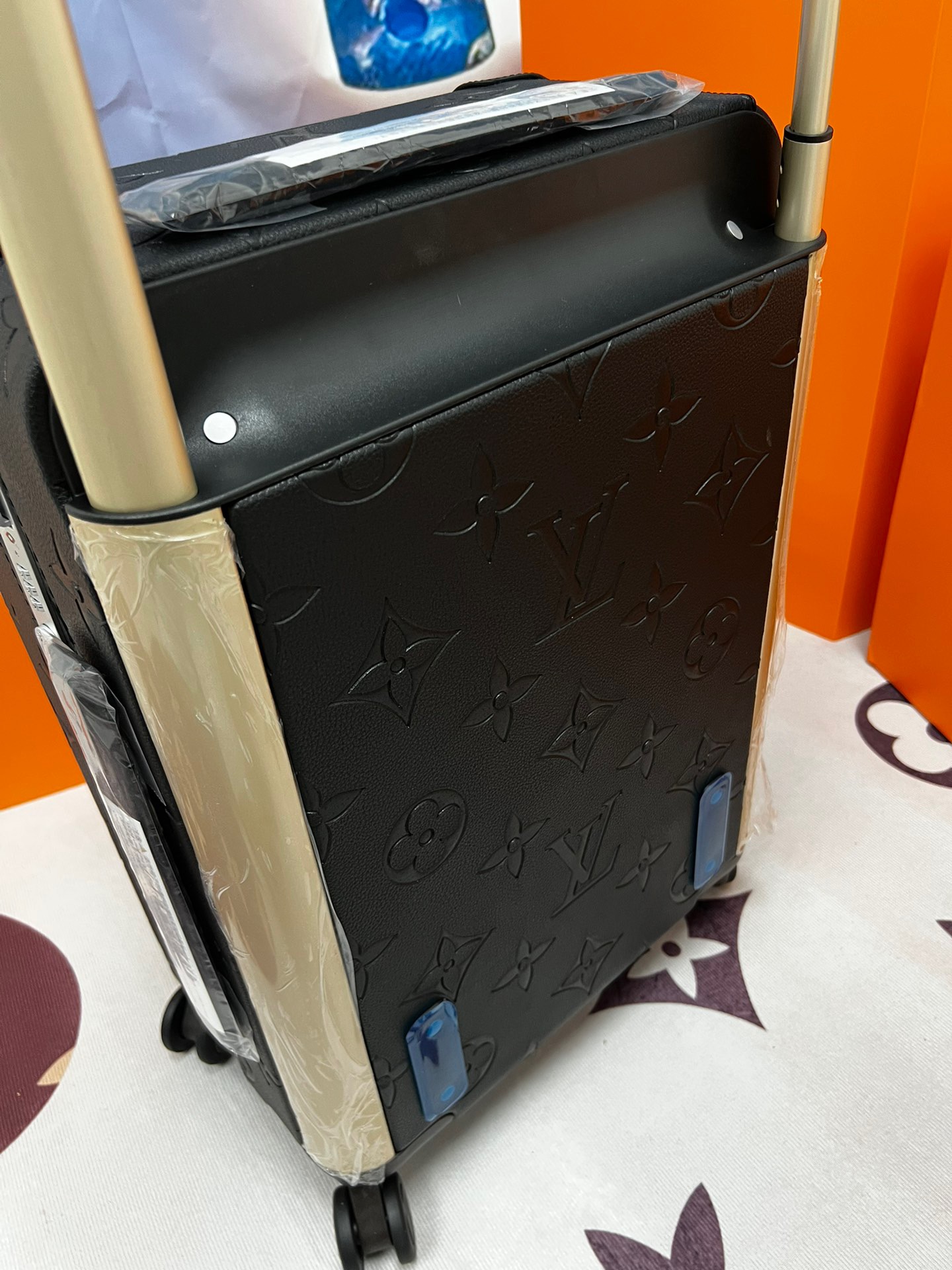 LV luggage-36
