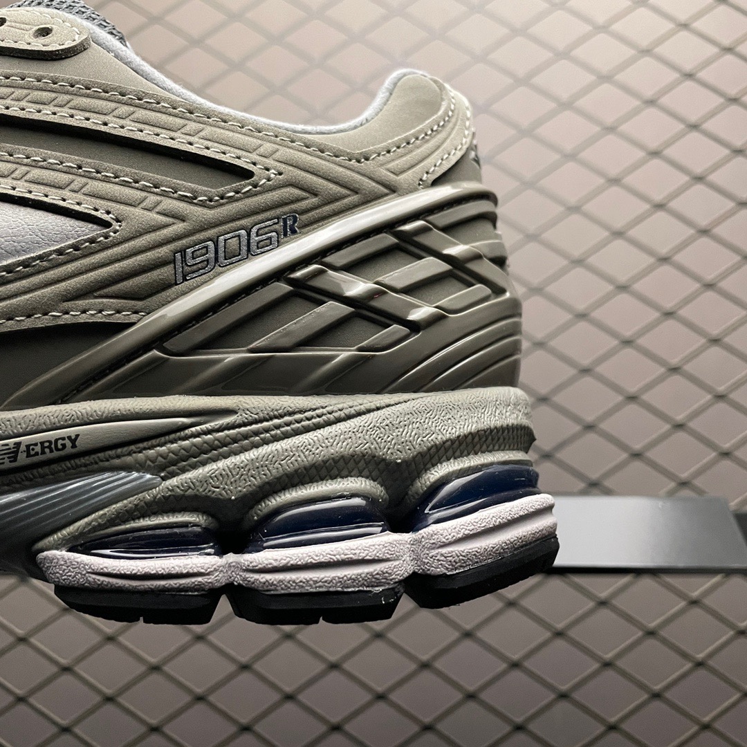 New Balance Sneakers-88