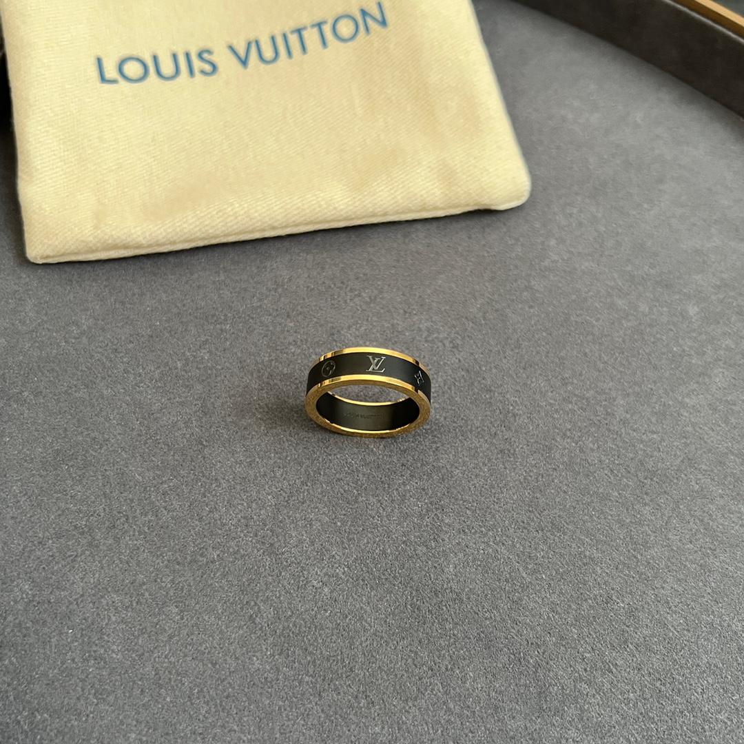 LV ring-76