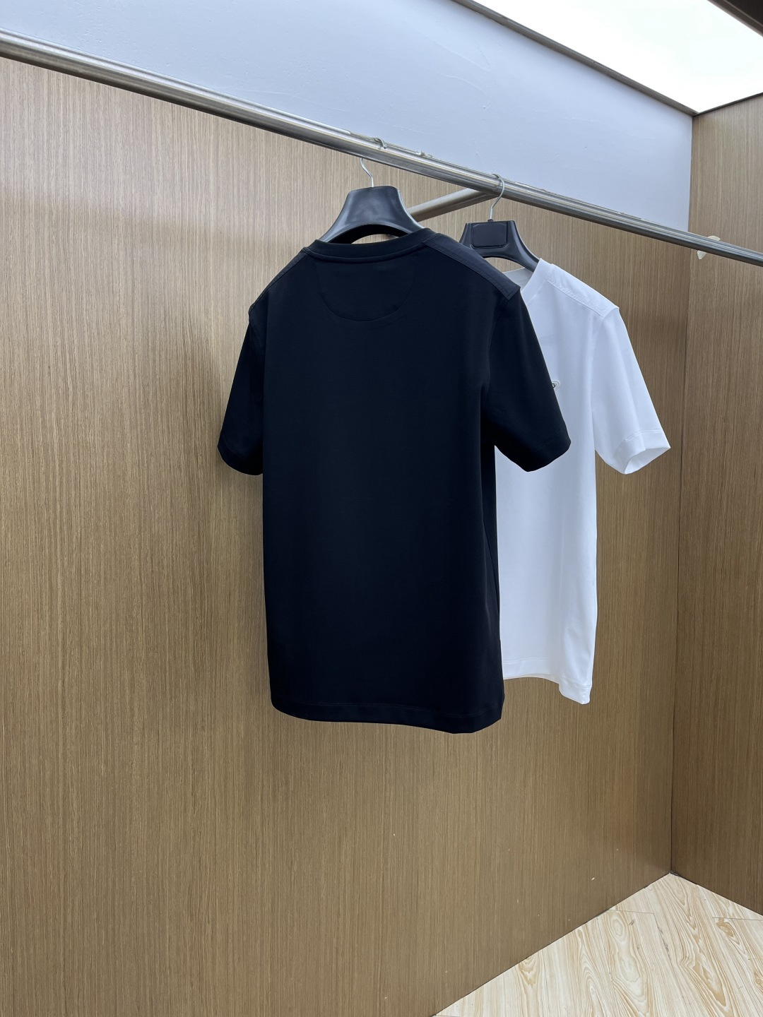 Prada clothing-13