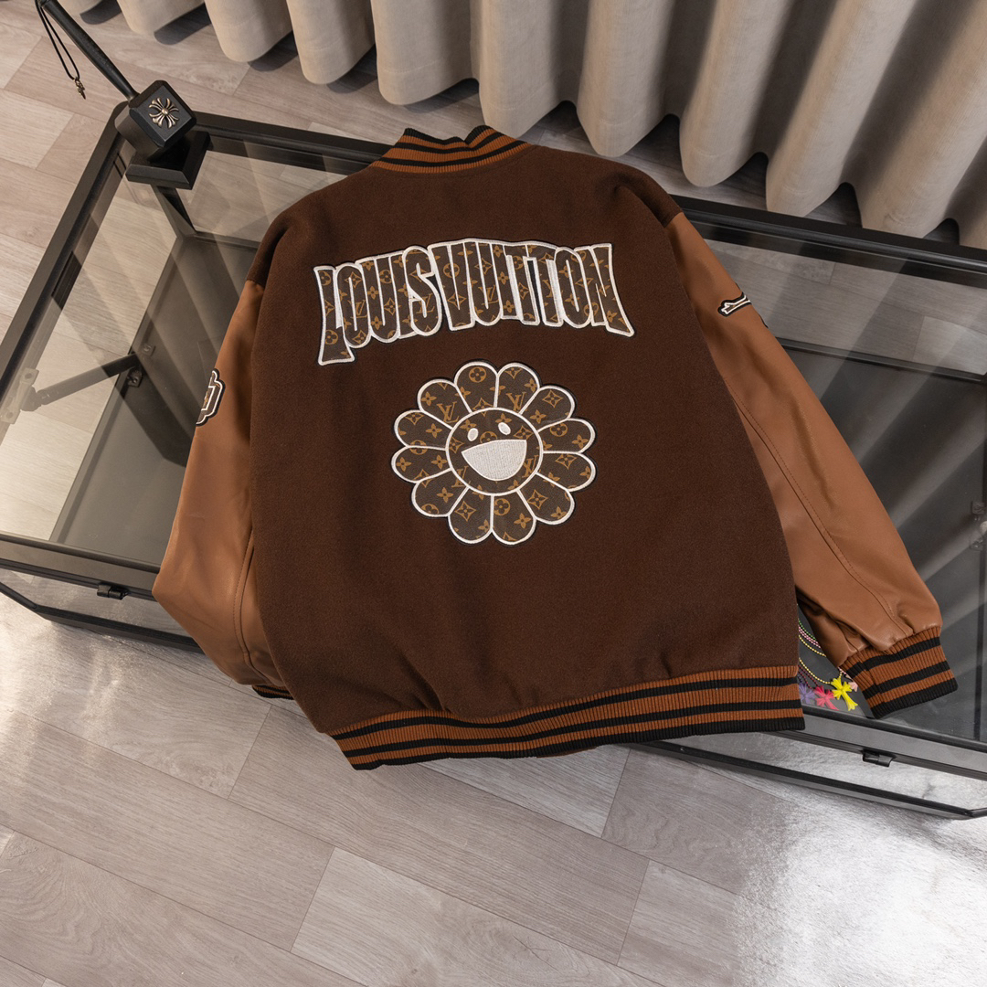 LV Clothing-309