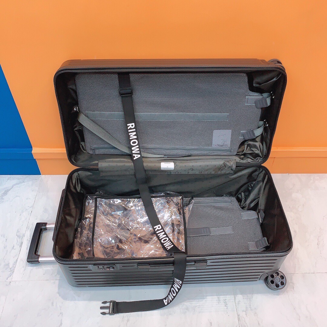 RIMOWA luggage-110