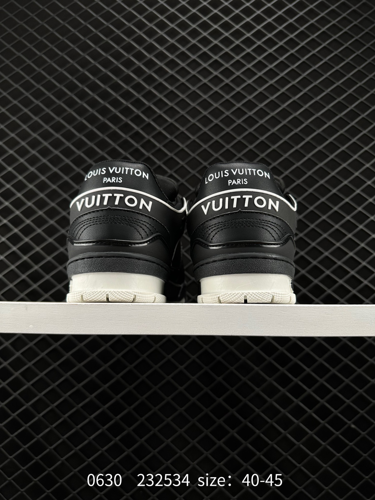 Lv Sneakers-89