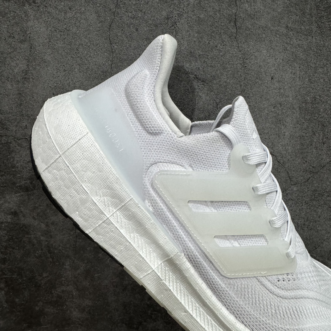 Adidas Sneakers-351