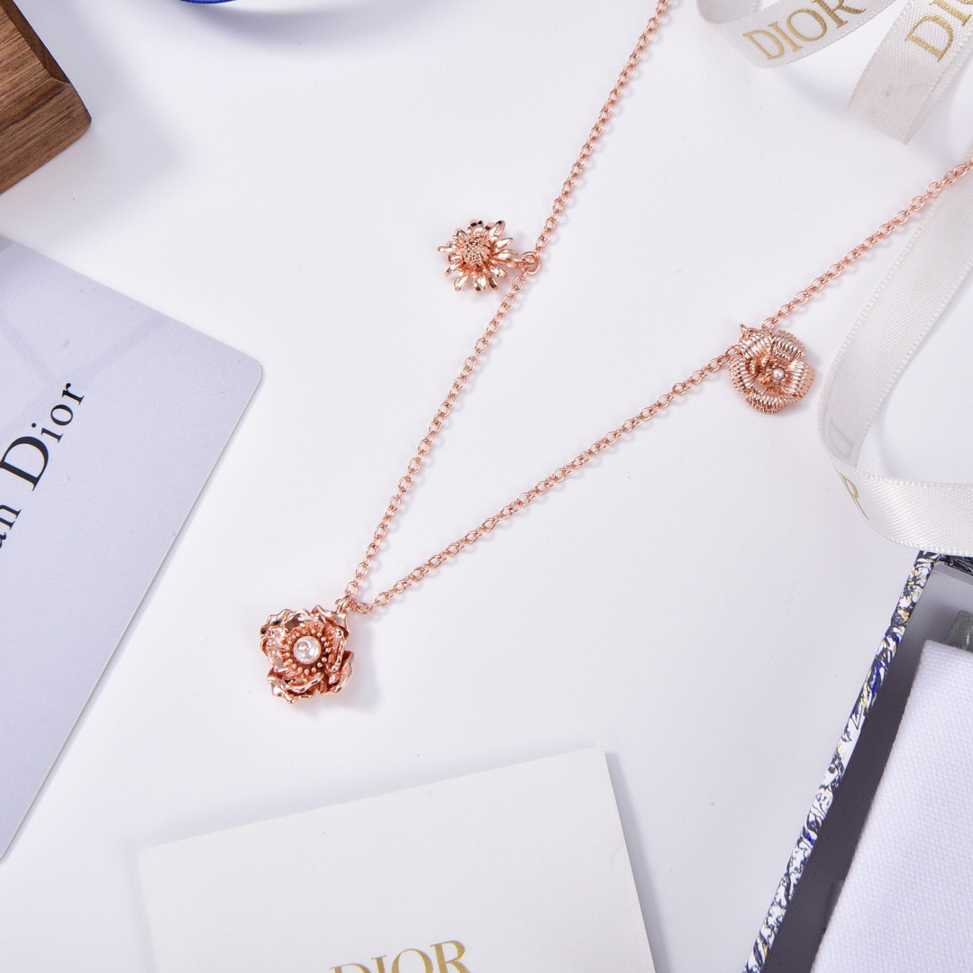 Dior necklace-71