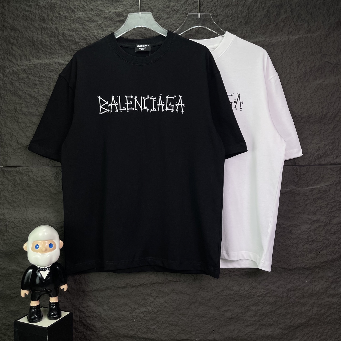 Balenciaga clothing-31