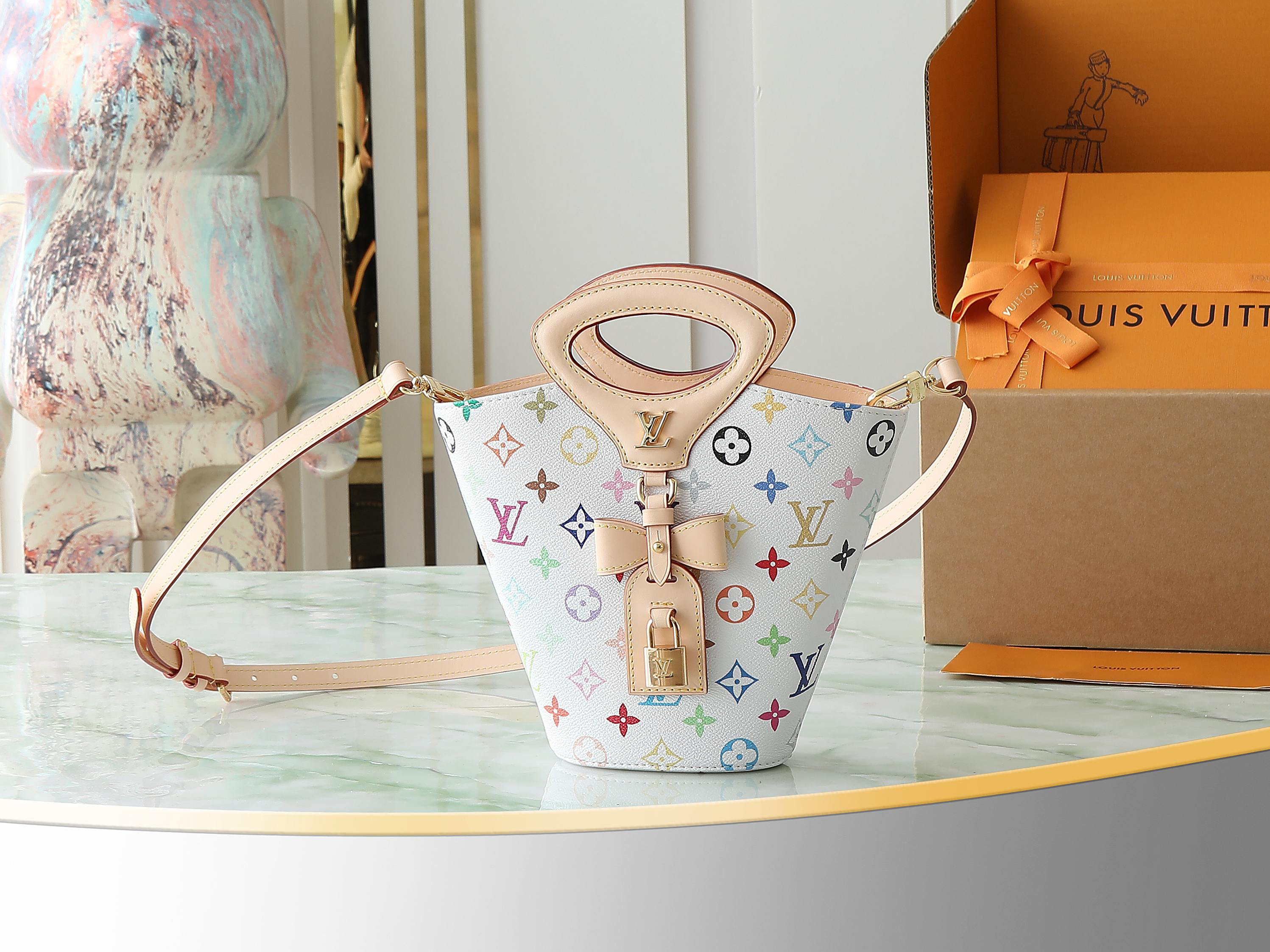 Louis Vuitton Hot New Product-12