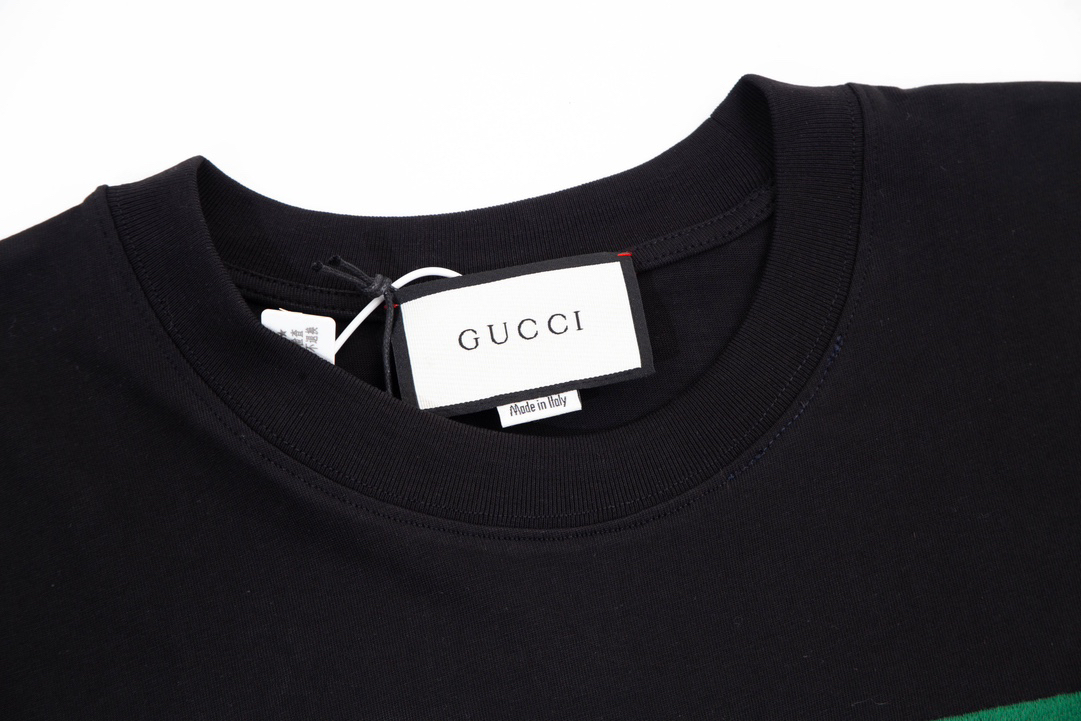 Gucci clothing-69