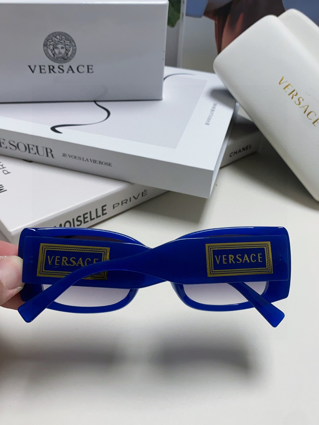 Versace glasses-10