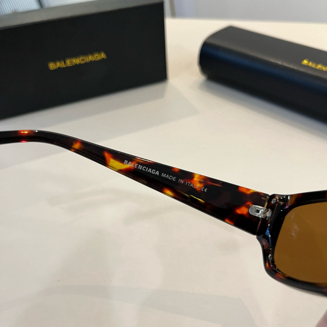 Balenciaga glasses-51