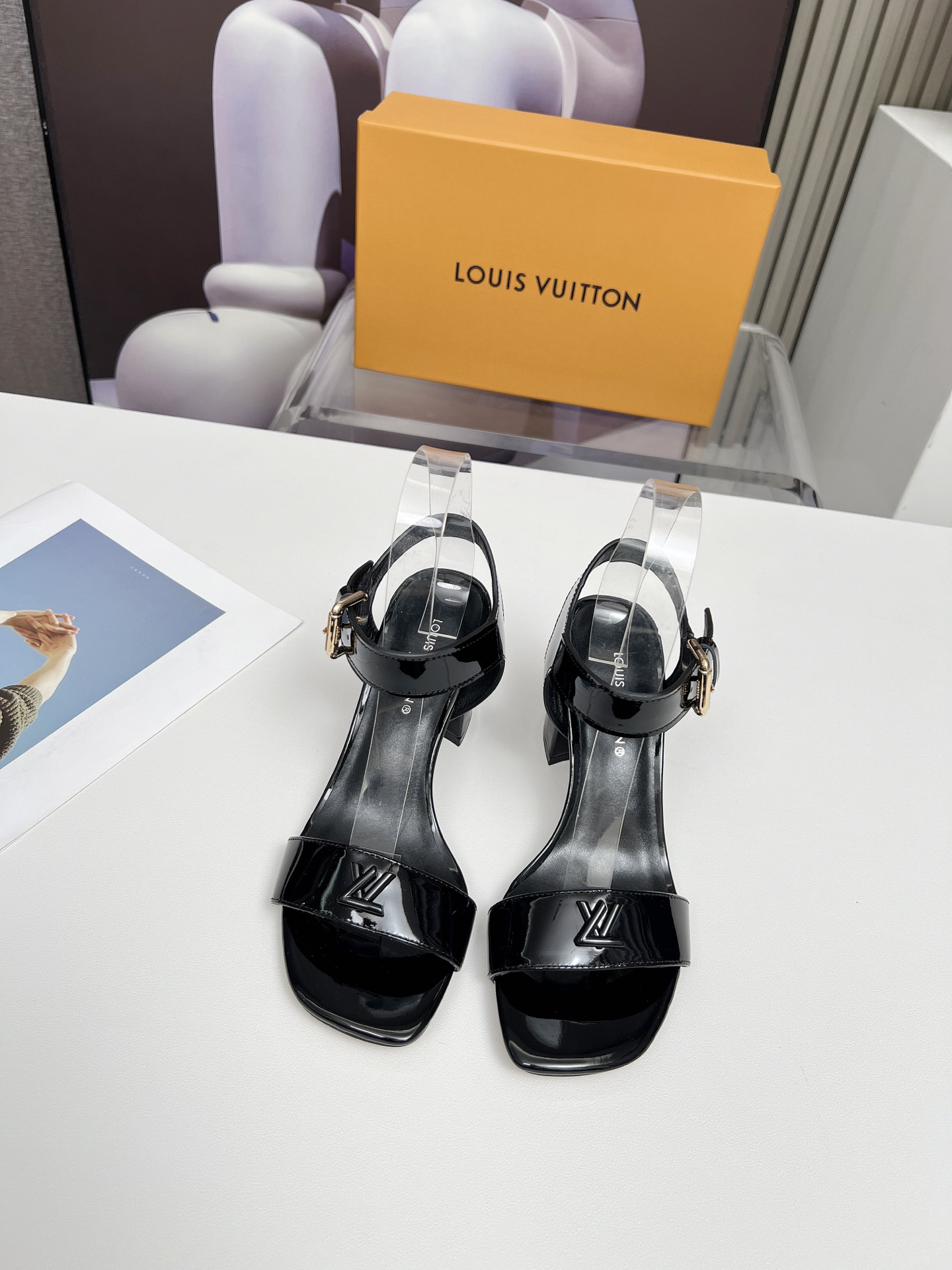 LV Summer footwear