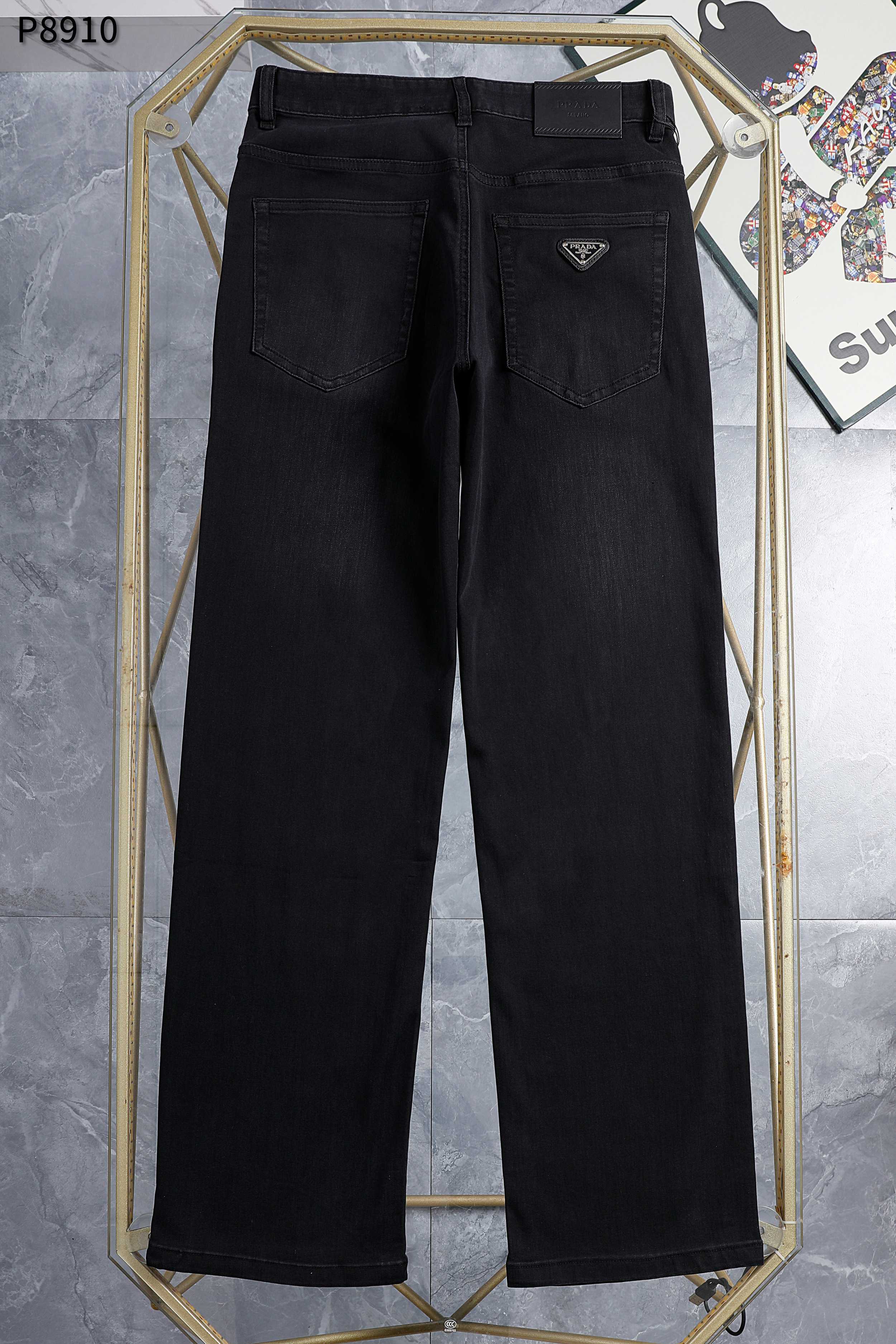 Prada clothing-133