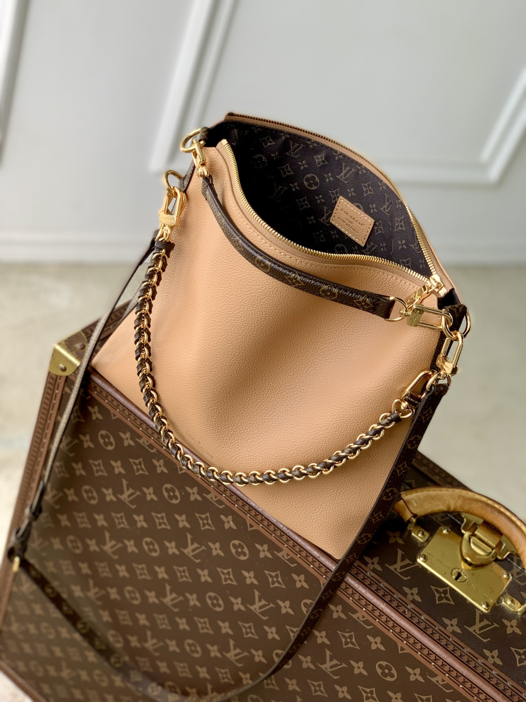 Louis Vuitton Hot New Product-132