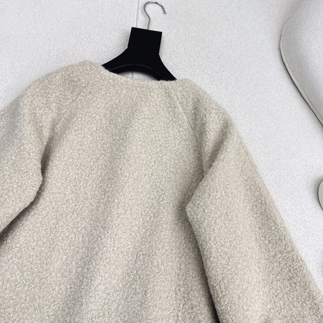 Chanel Clothing-12
