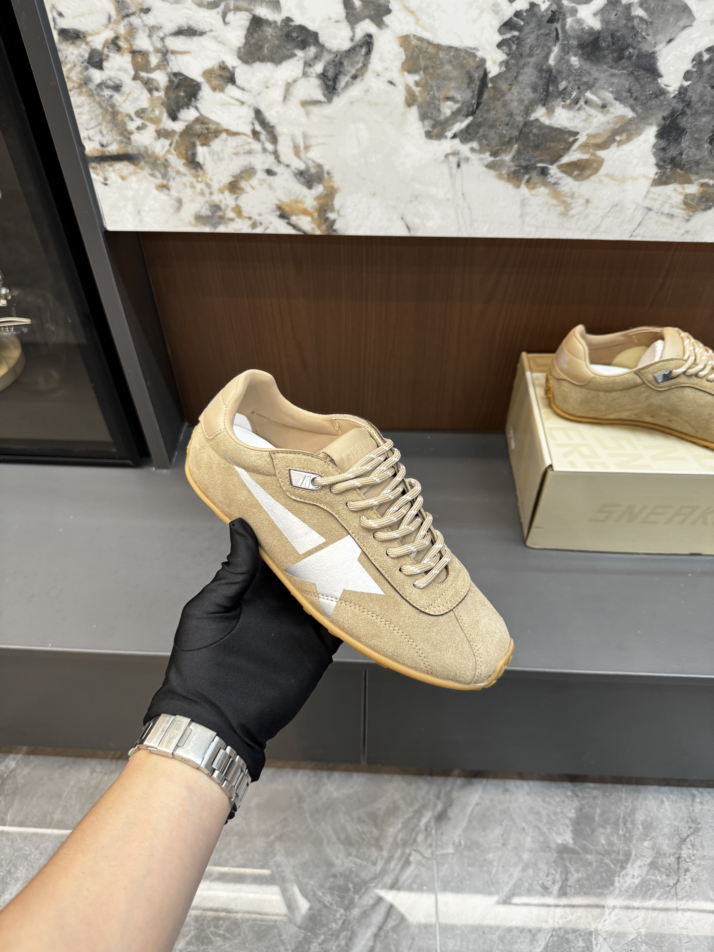 Golden Goose Sneakers-25