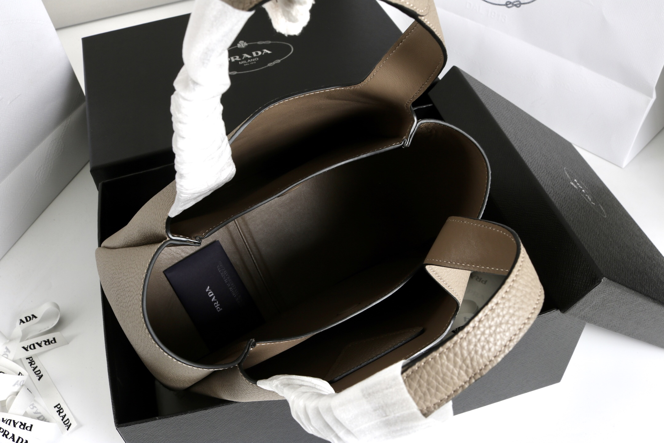 Prada Hot New Product-87