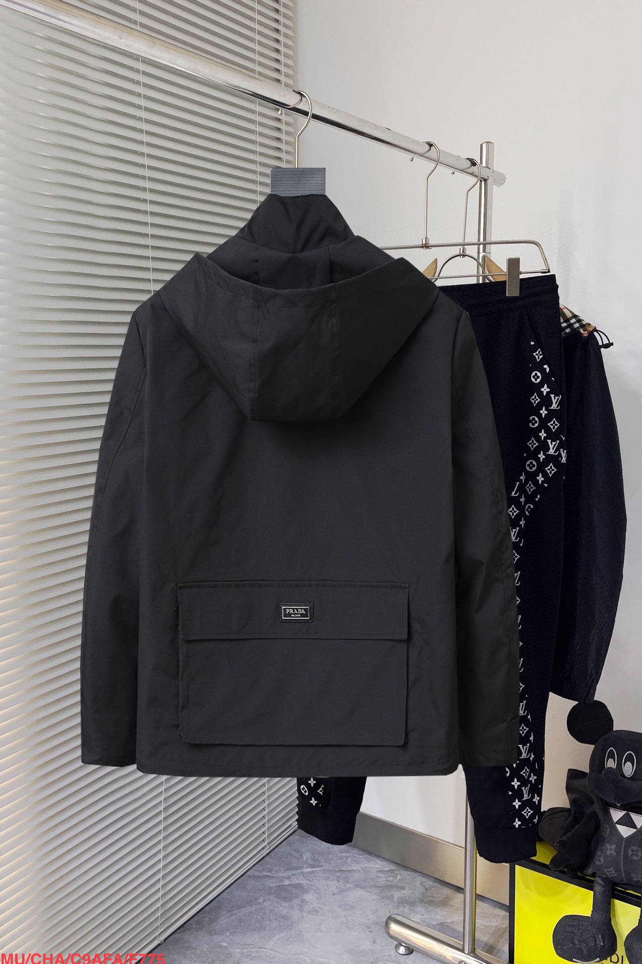 Prada Clothing-388