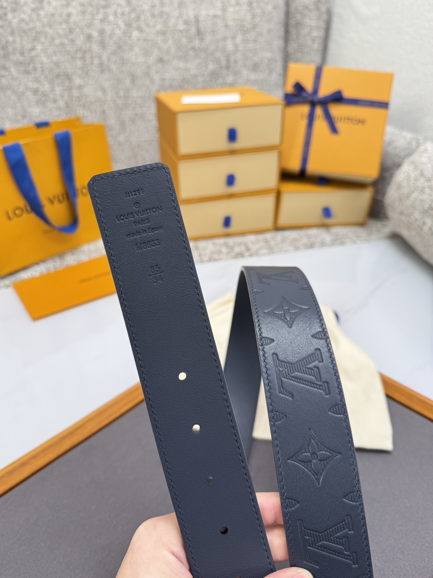 Lv belt-14