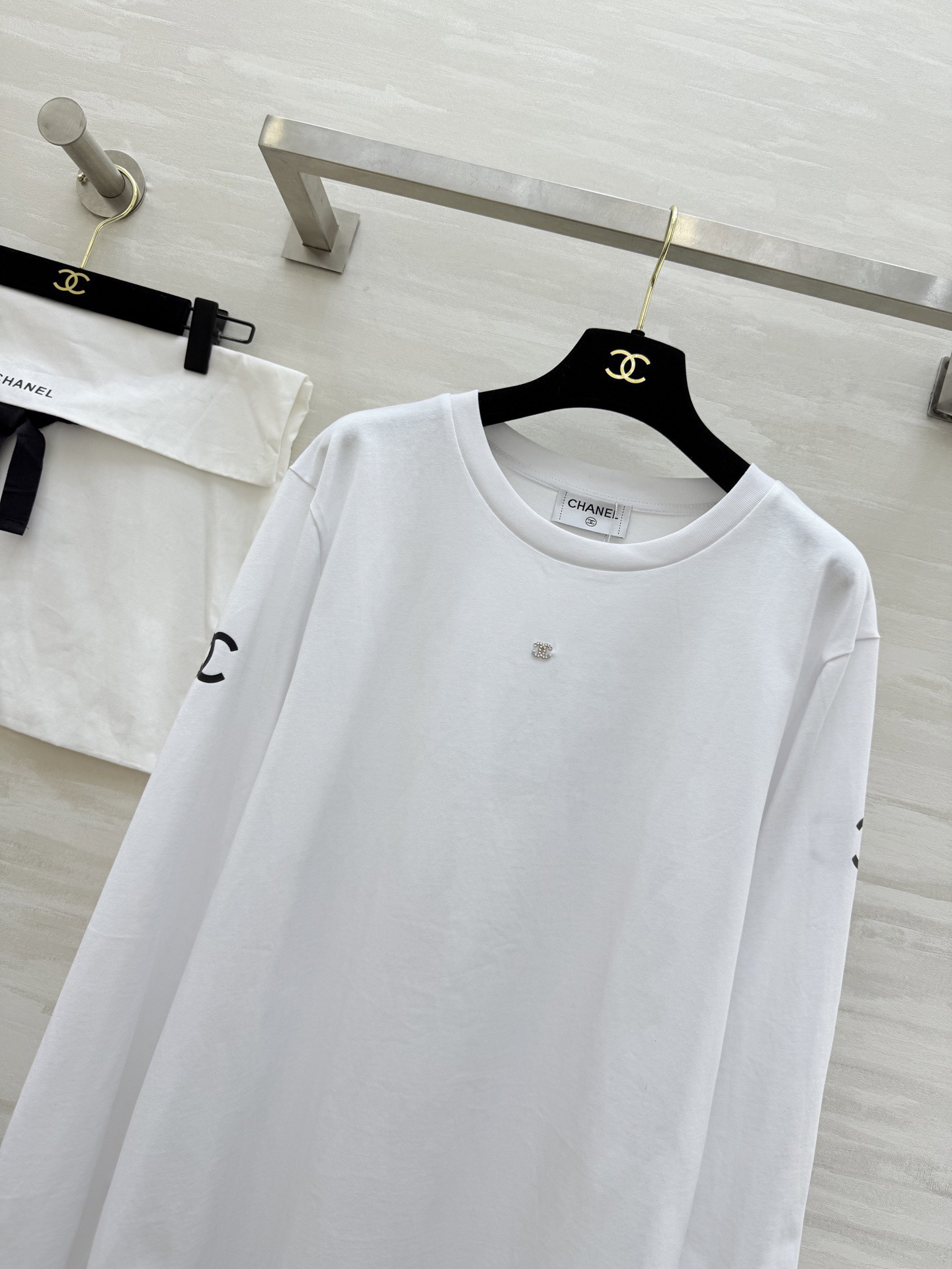 Chanel Clothing-158
