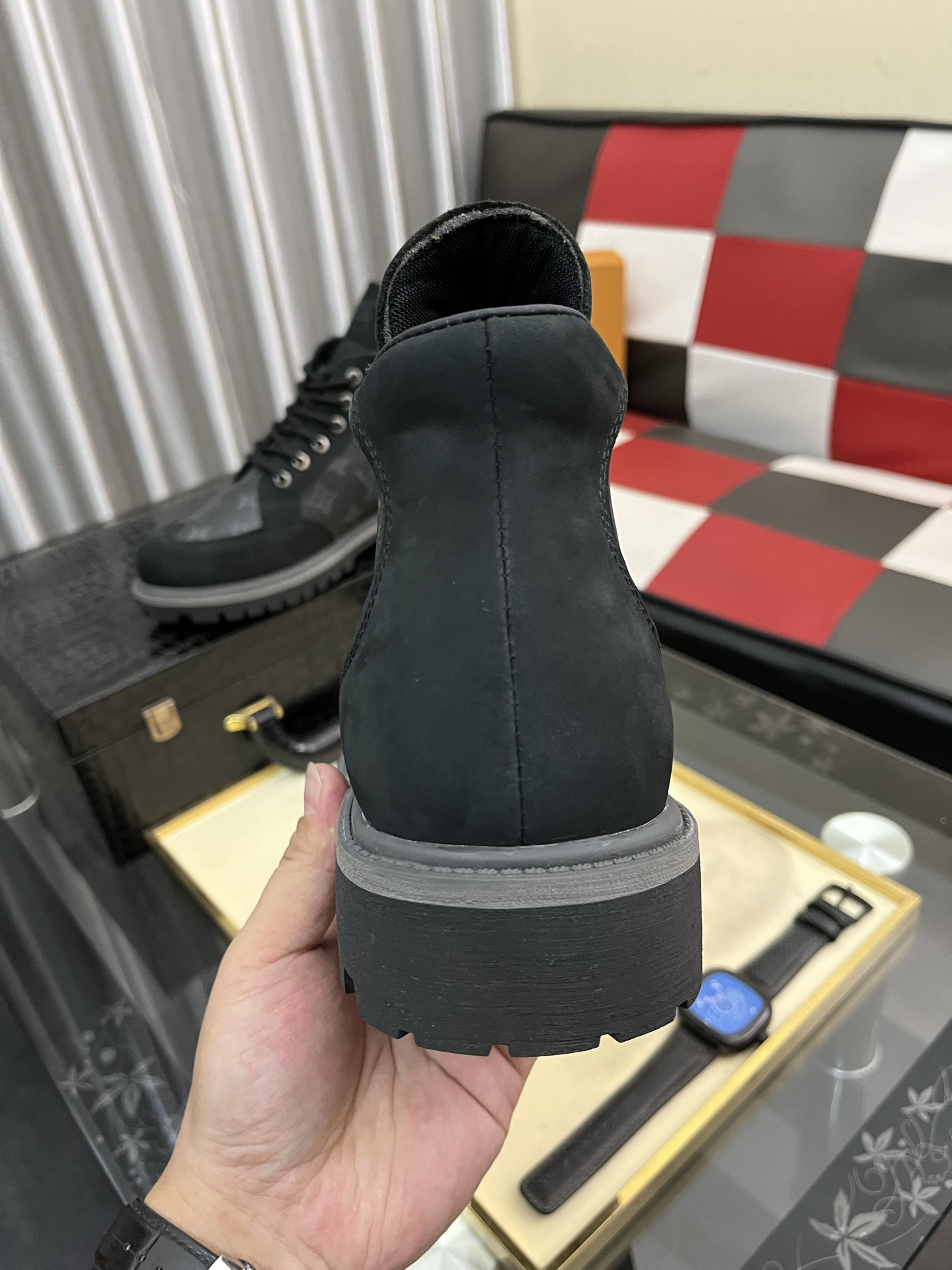 Lv Sneakers-161
