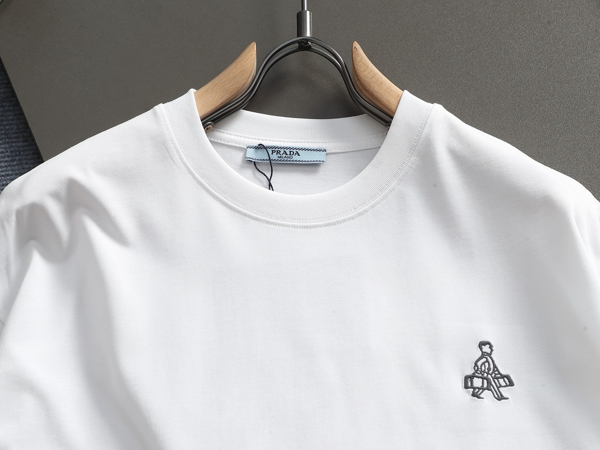 Prada clothing-199