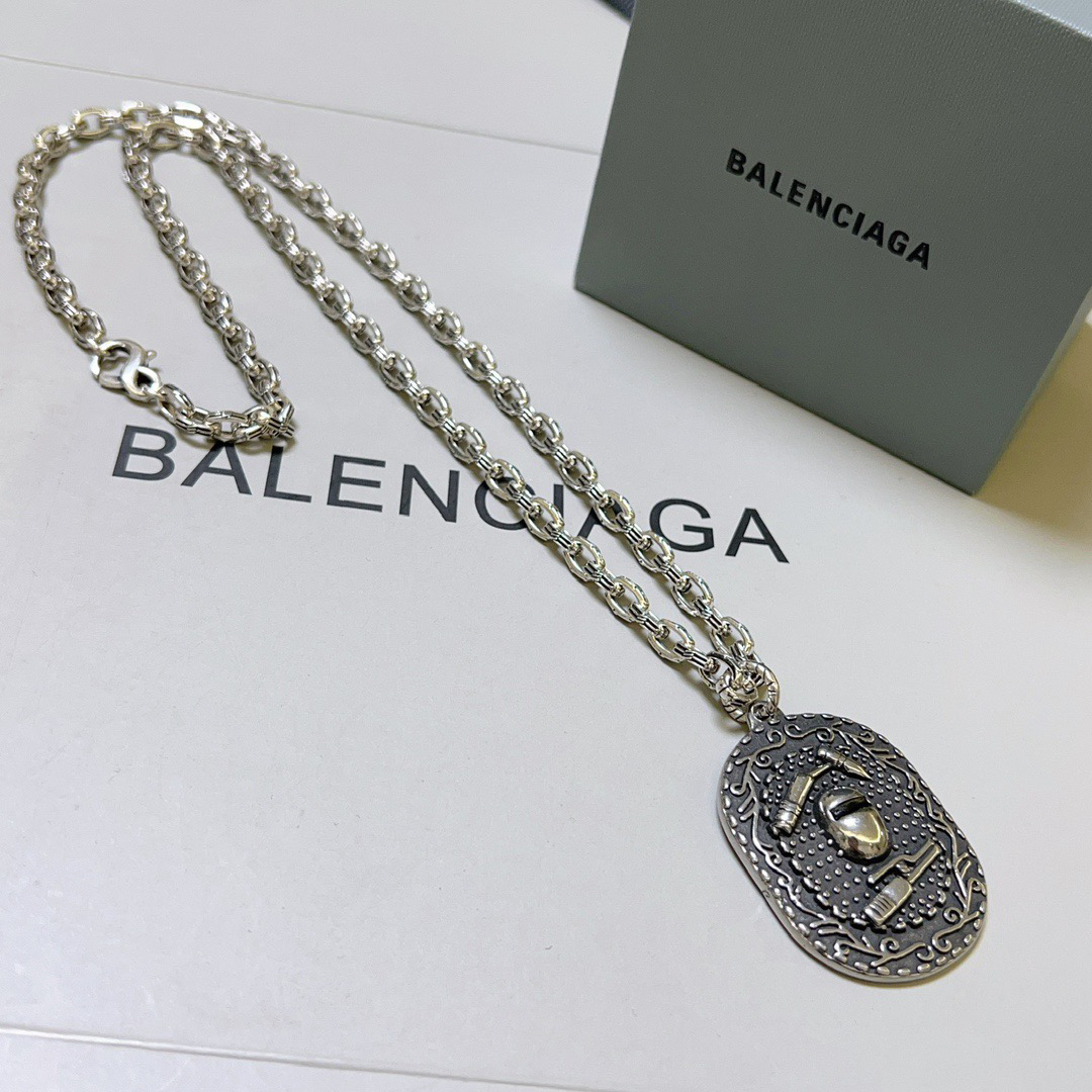 Balenciaga necklace-86