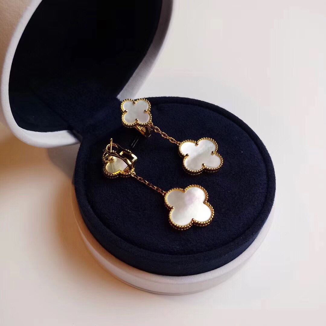 Van Cleef & Arpels earring-42