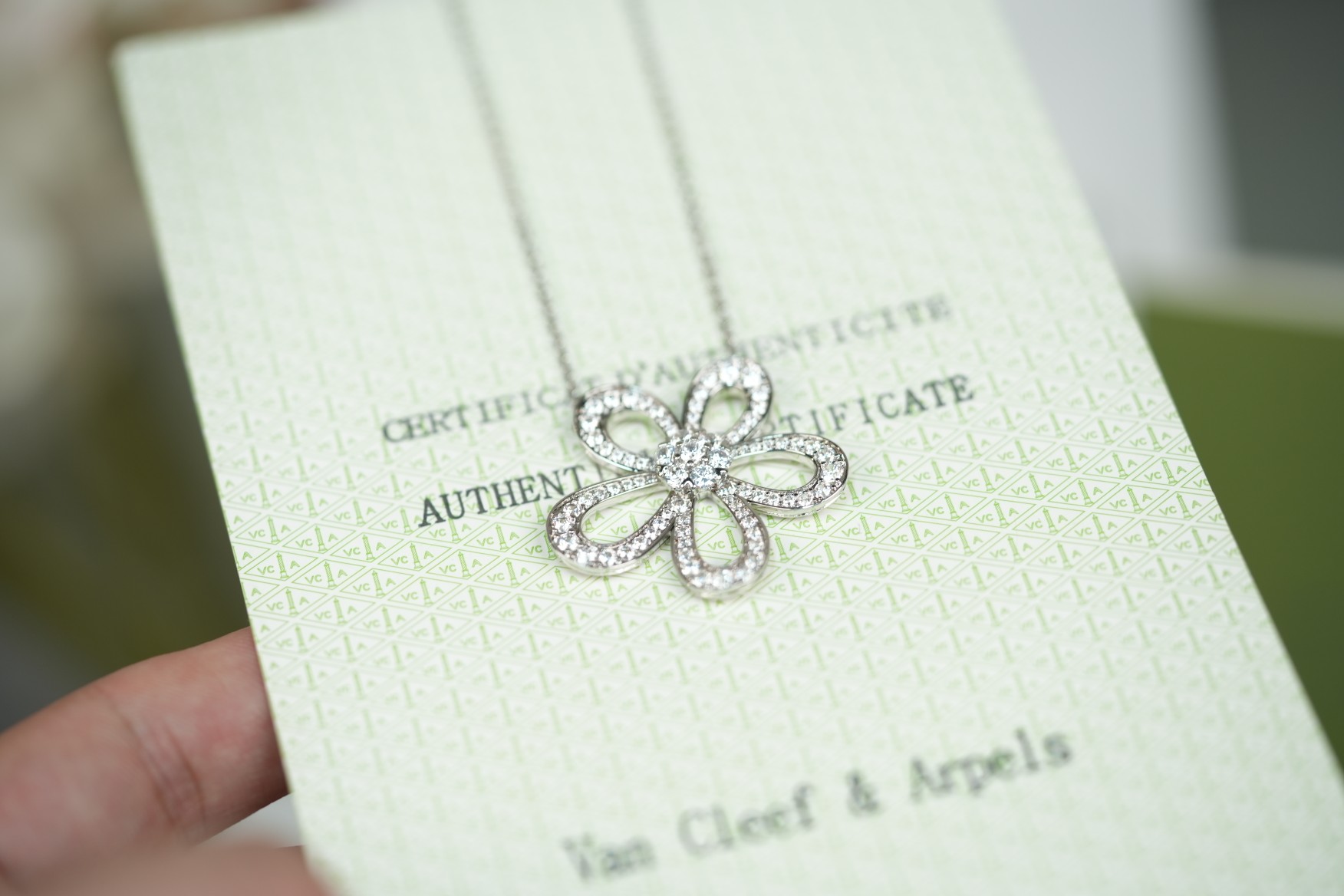 Van Cleef & Arpels necklace-81