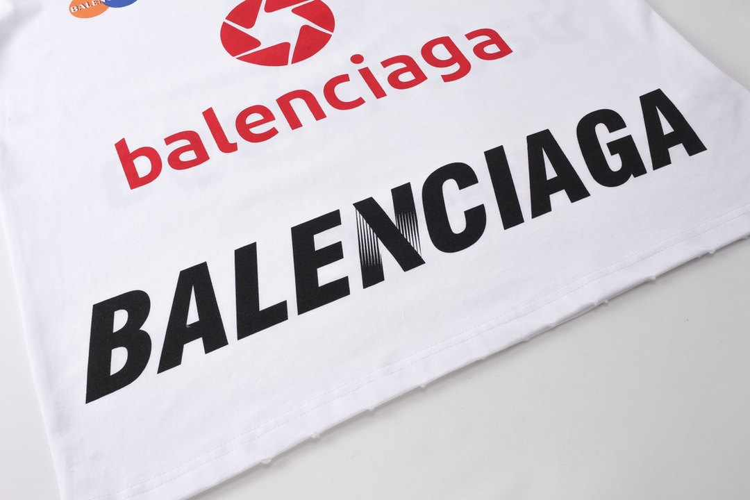 Balenciaga clothing-207
