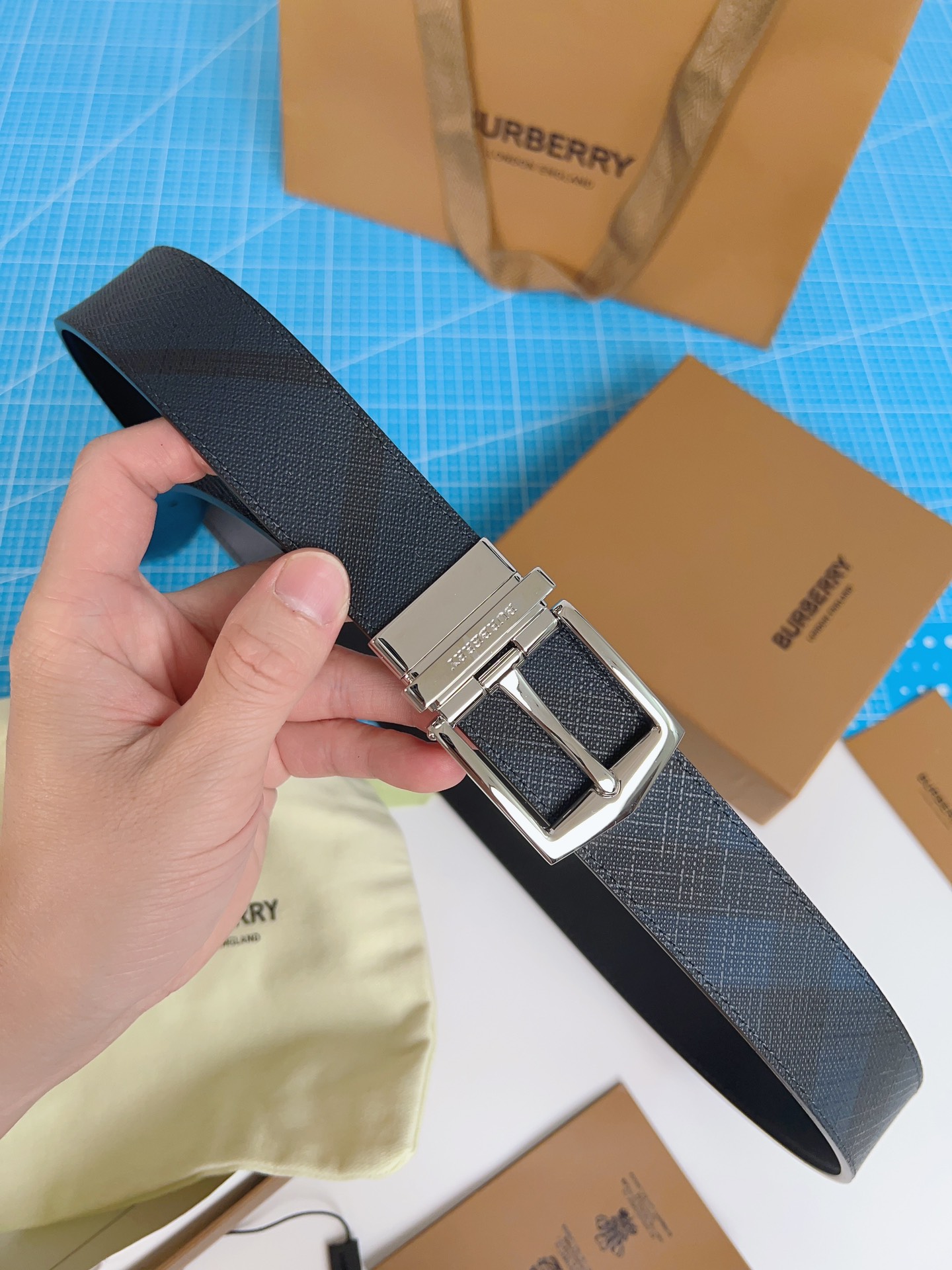 Burberry belt-128