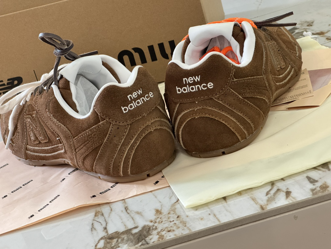 New Balance Sneakers-143