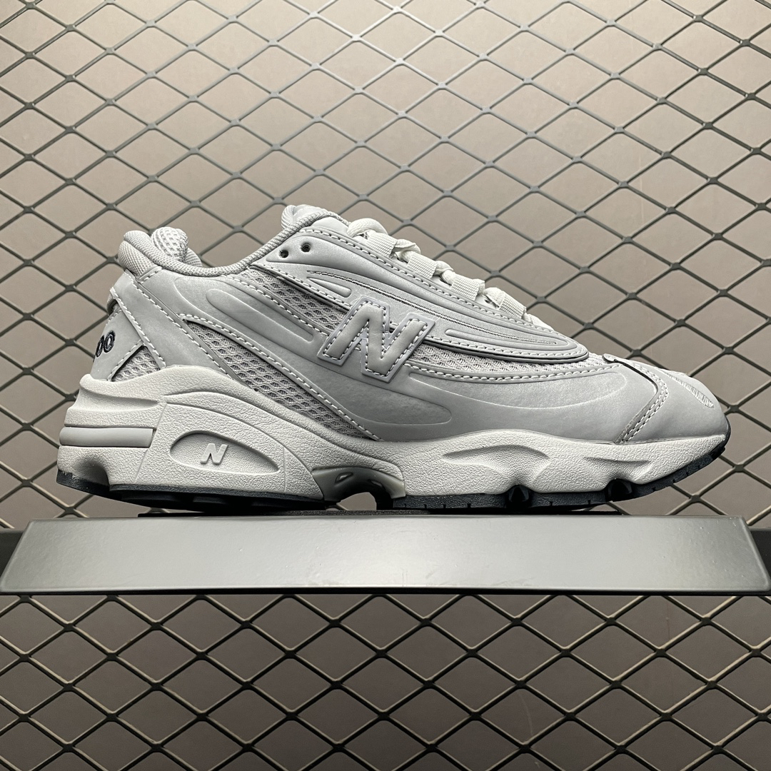 New Balance Sneakers-245