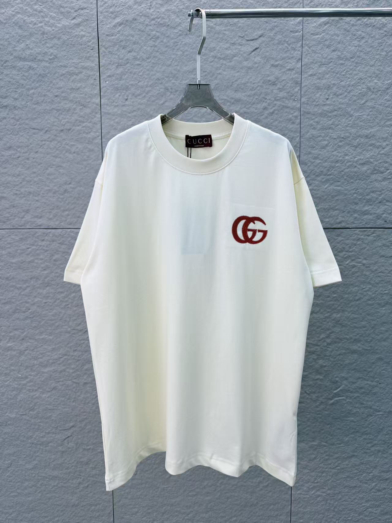 Gucci clothing-158