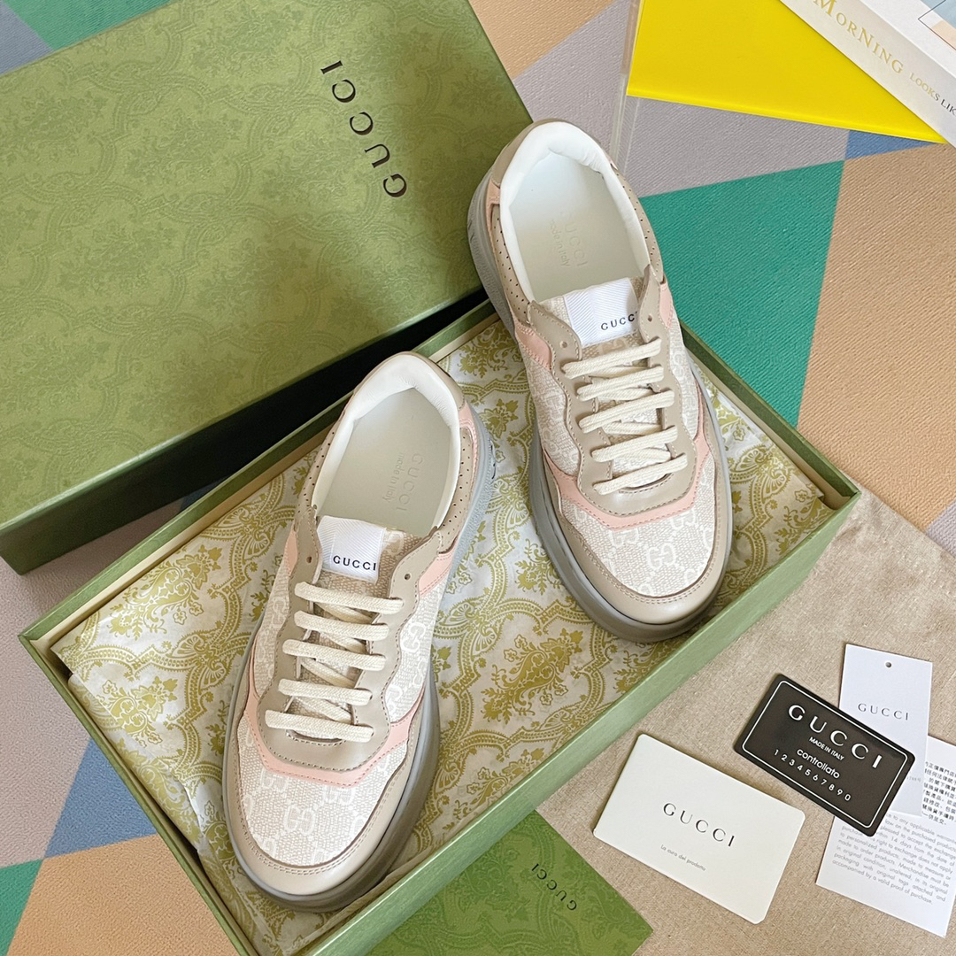 Gucci Sneakers-162