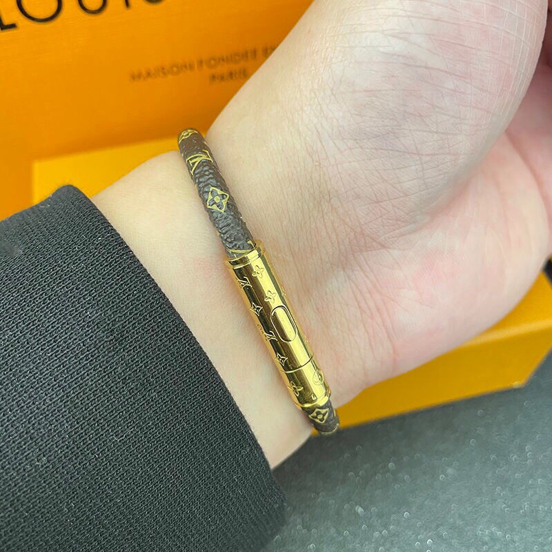 LV Bracelet-41