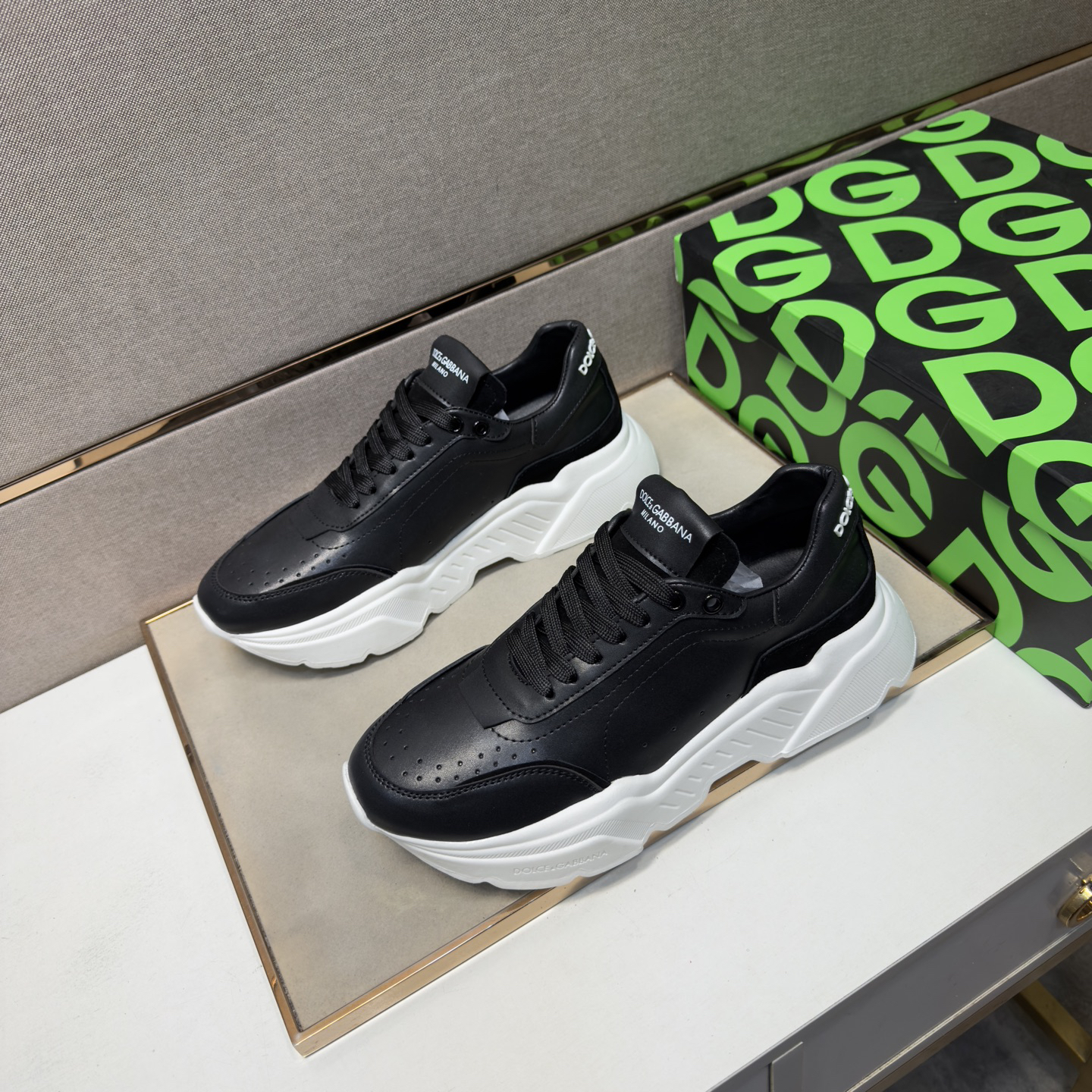 D&G Sneakers-253