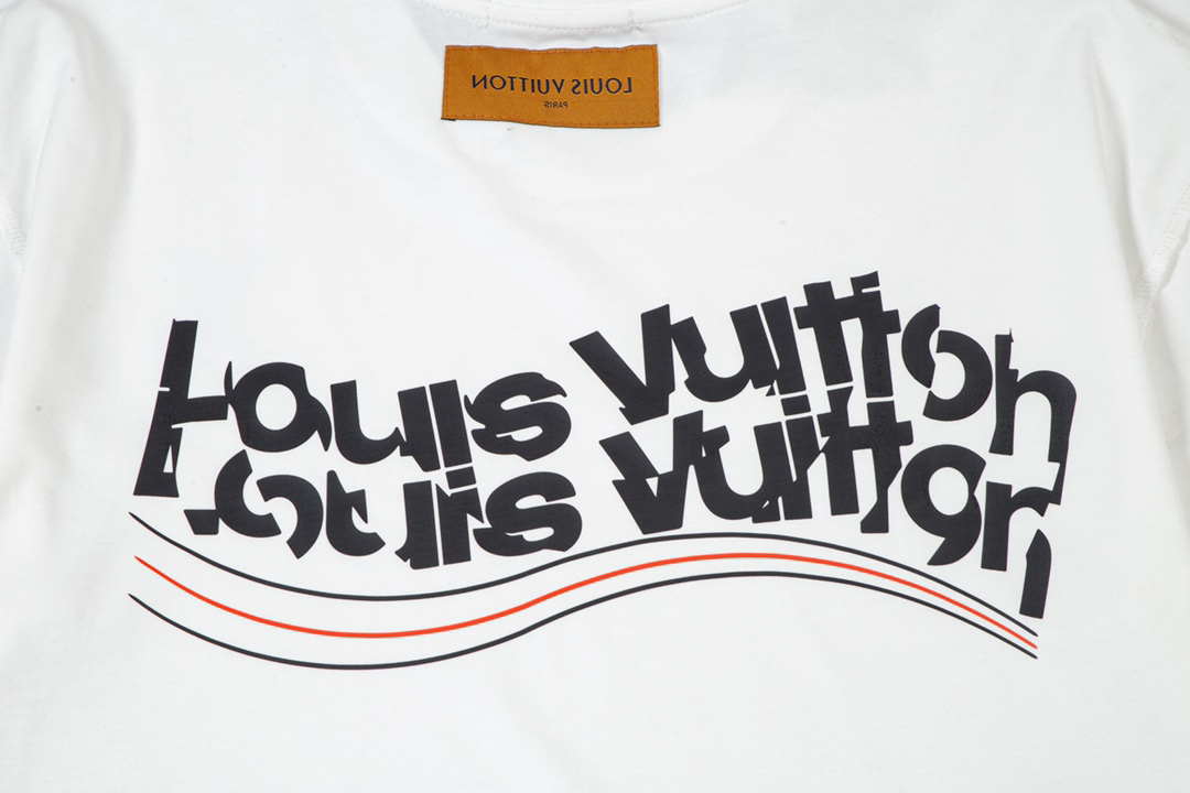 LV clothing-141