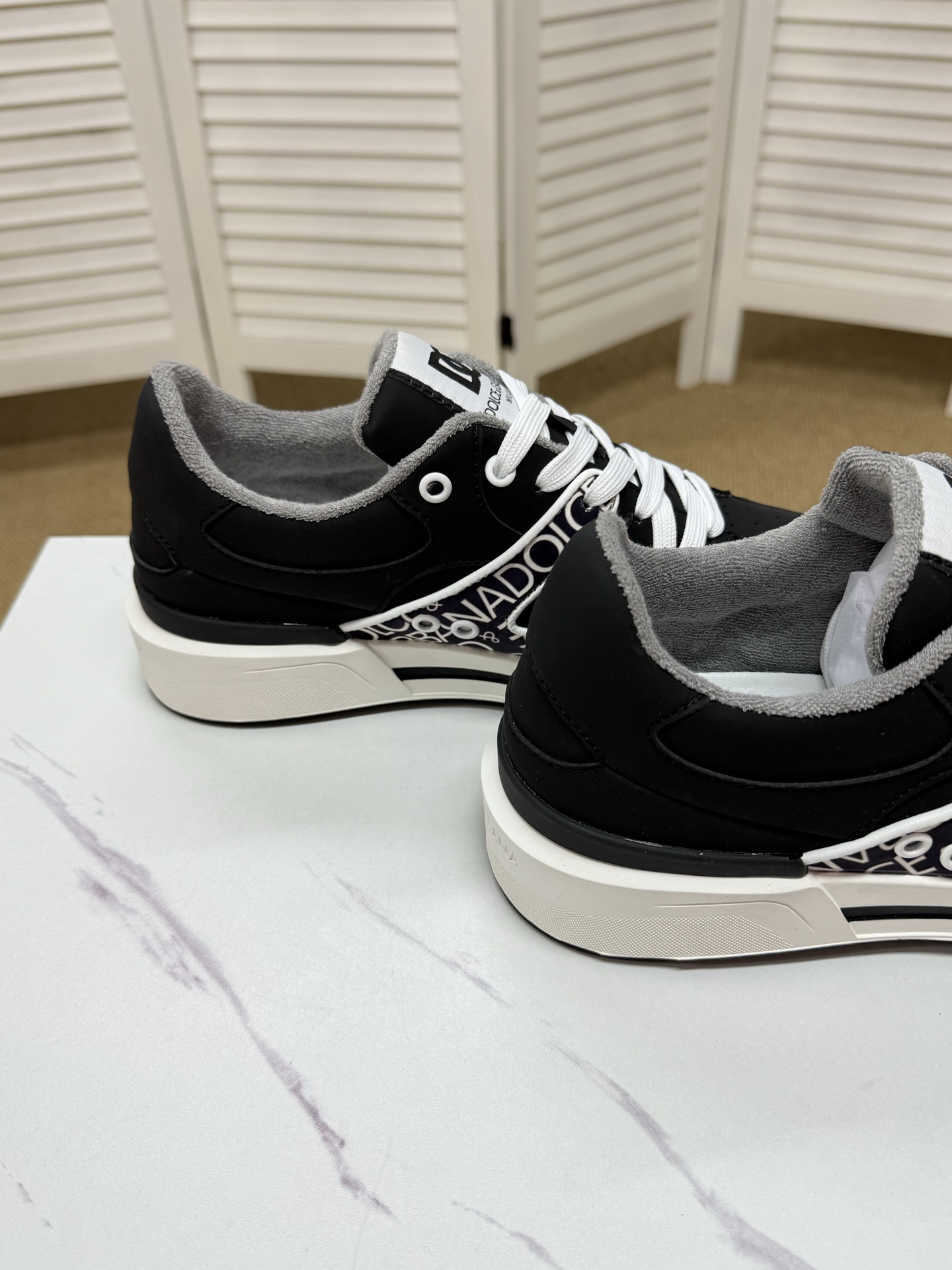 D&G Sneakers-69