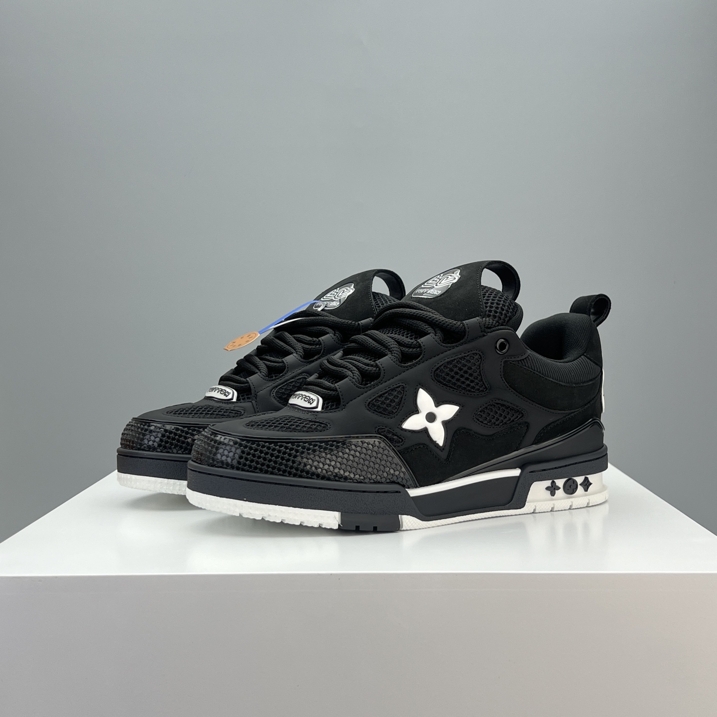 Lv Sneakers-127