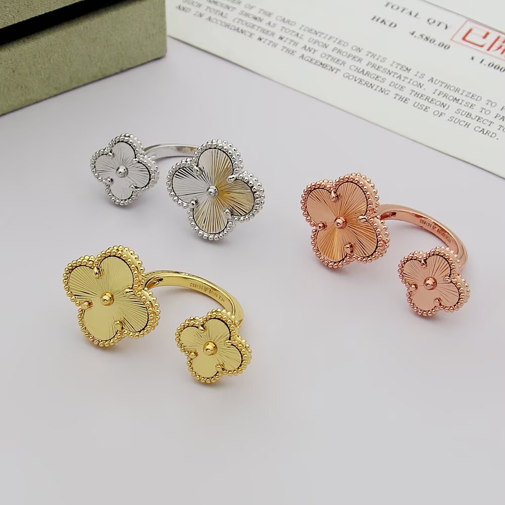 Van Cleef & Arpels ring-87