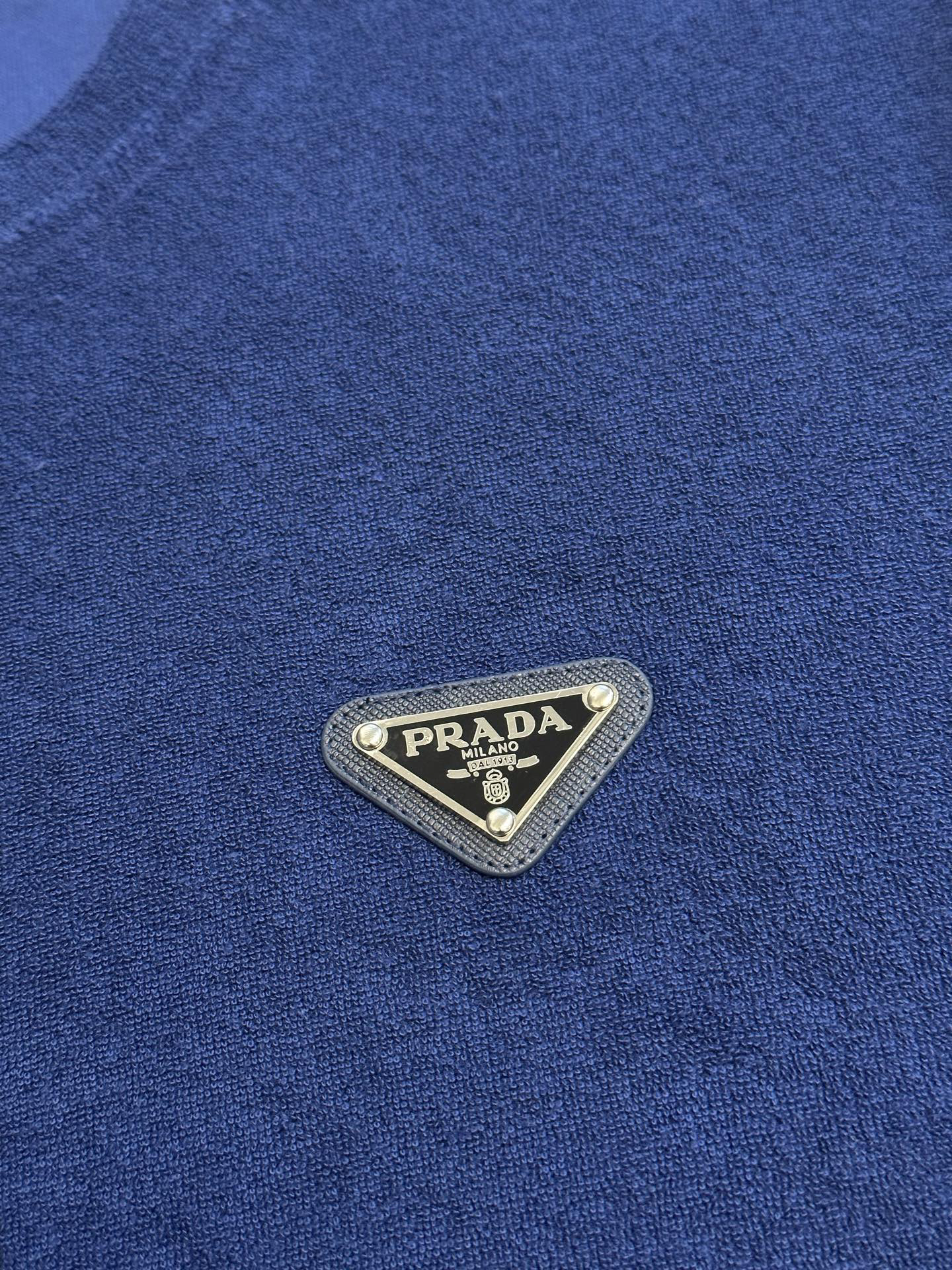 Prada clothing-207