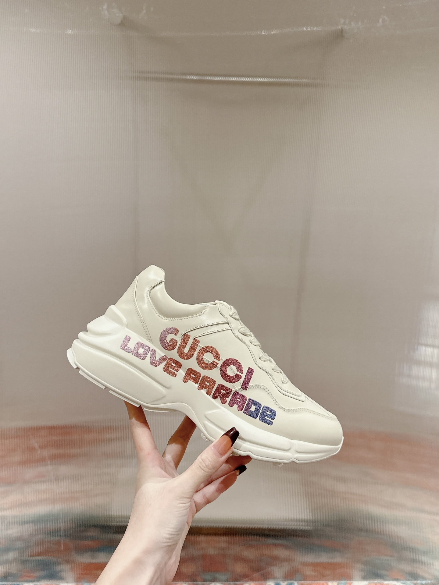 Gucci Sneakers-109