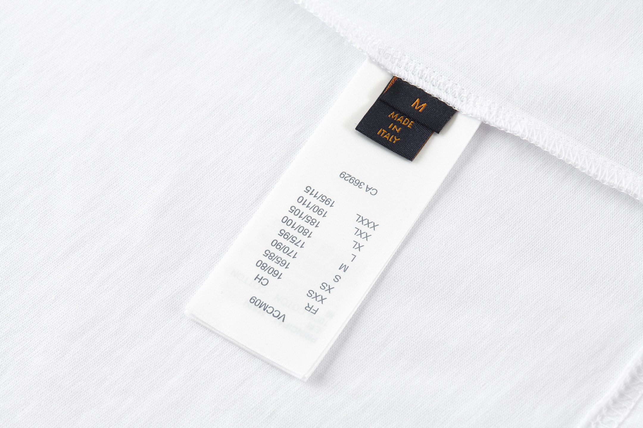 LV clothing-194