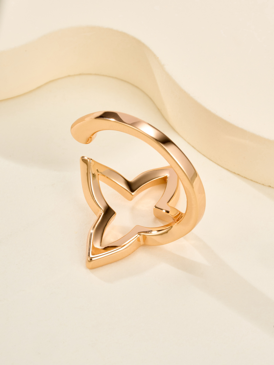 LV ring-20