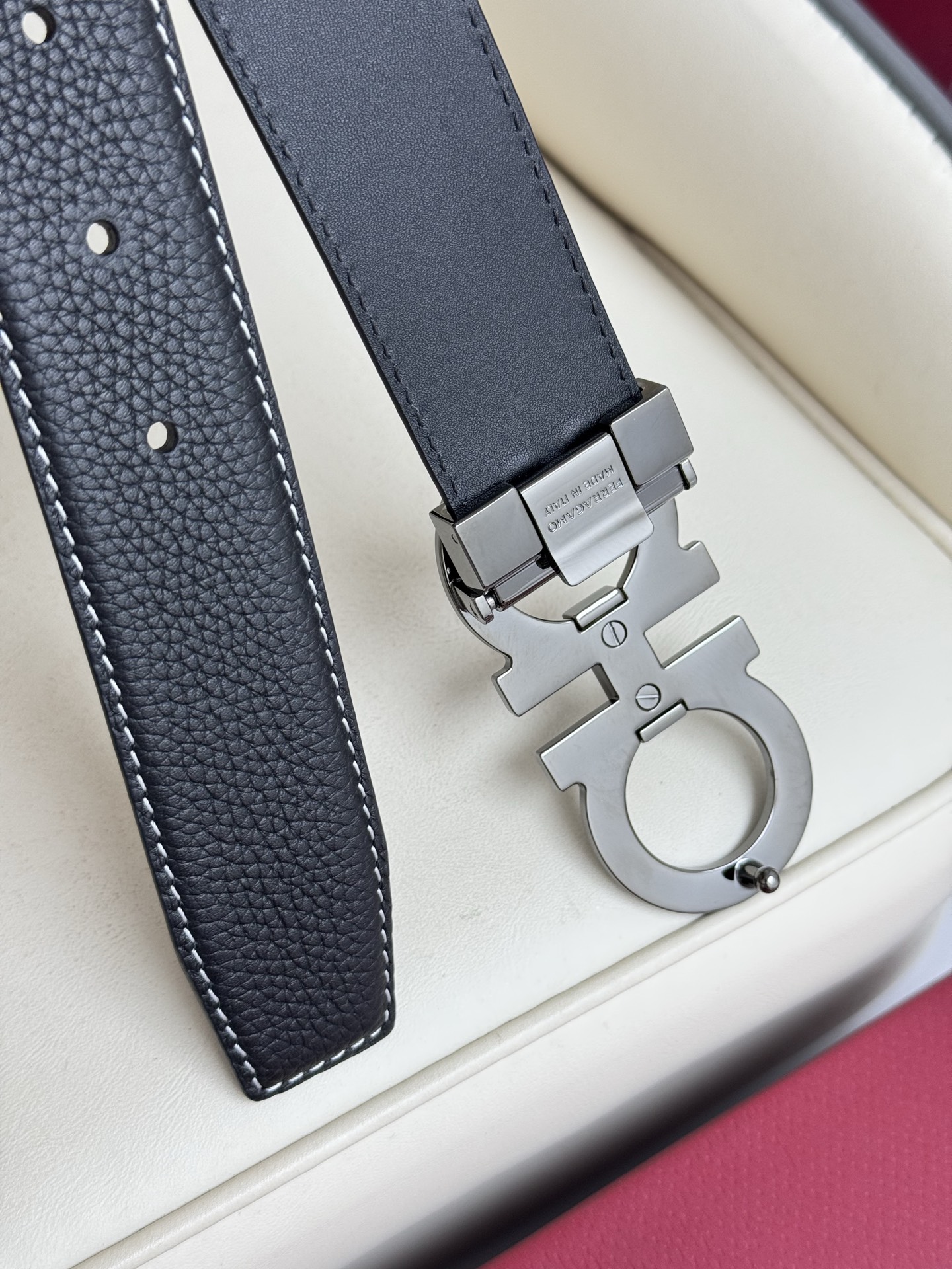 Ferragamo belt-104